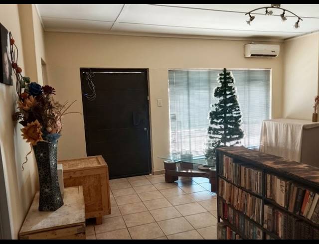 3 BEDROOM HOUSE FOR SALE IN VANDERBIJLPARK SW 1
